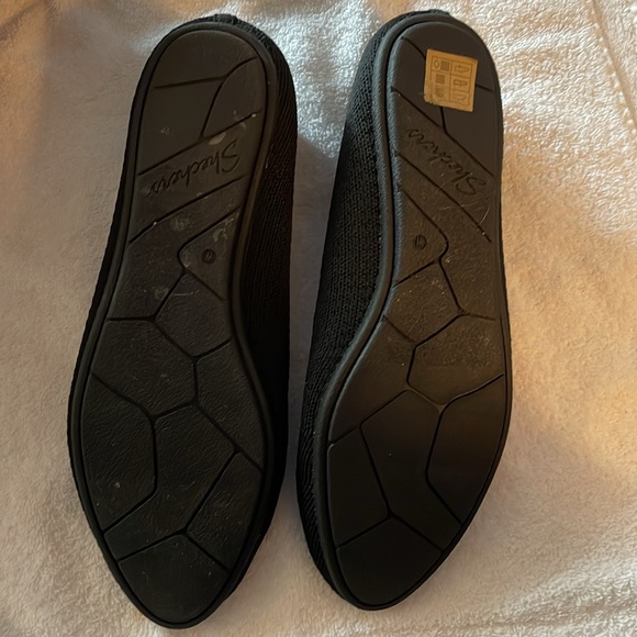 Shoes - Picture 3 of 10